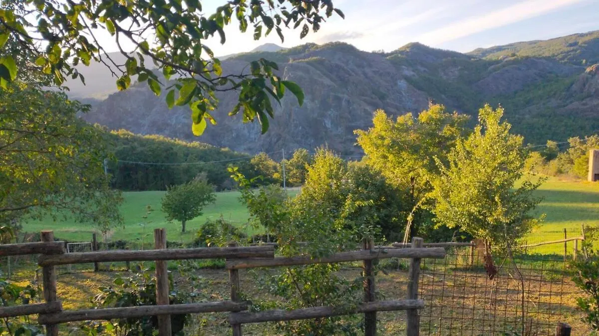 Vila Momo 1741 - 4Br Historic Stone House In The Apennines San Martino  0*, San Martino (Parma)